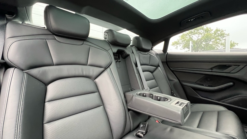 Porsche Taycan 350kW 93kWh 4dr RWD Auto Electric Saloon - Image 34