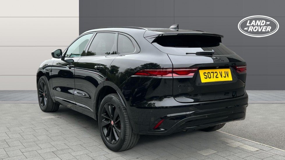 Jaguar F-Pace 2.0 D200 R-Dynamic Black 5dr Auto AWD Diesel Estate - Image 2