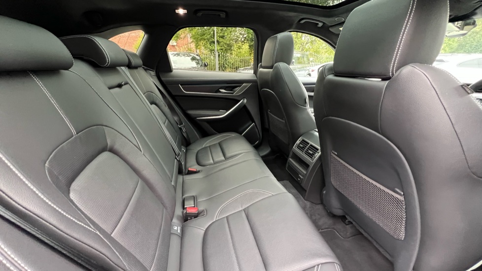 Jaguar F-Pace 2.0 D200 R-Dynamic Black 5dr Auto AWD Diesel Estate - Image 32