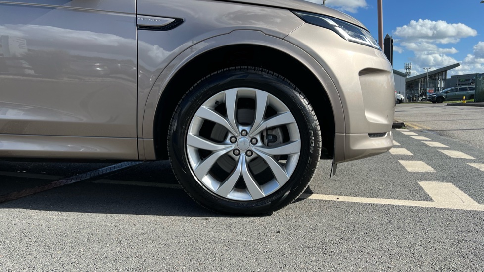 Land Rover Discovery Sport 1.5 P300e Urban Edition 5dr Auto [5 Seat] Station Wagon - Image 8