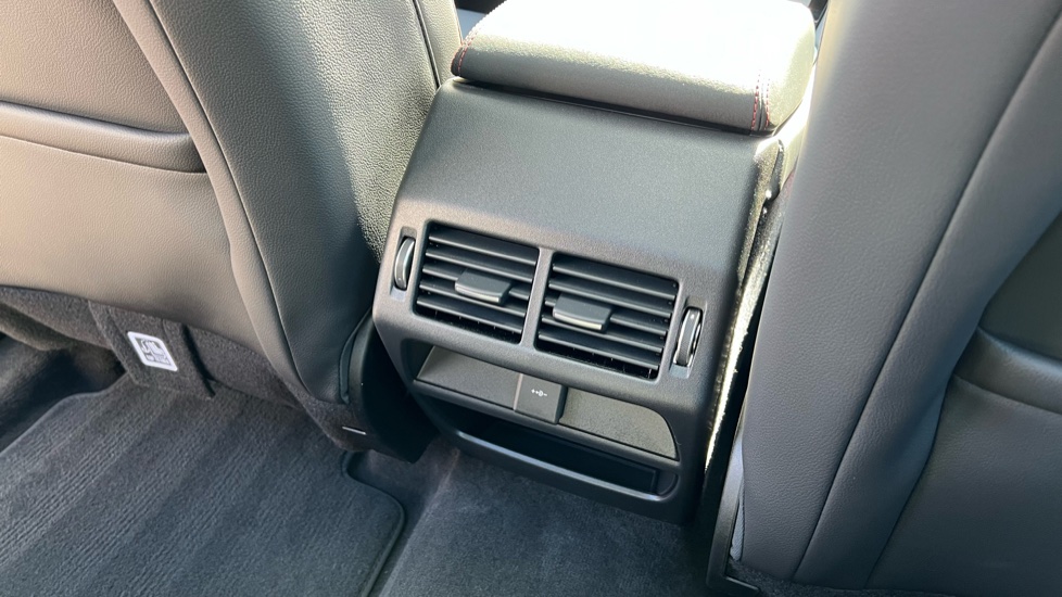 Land Rover Discovery Sport 1.5 P300e Urban Edition 5dr Auto [5 Seat] Station Wagon - Image 18