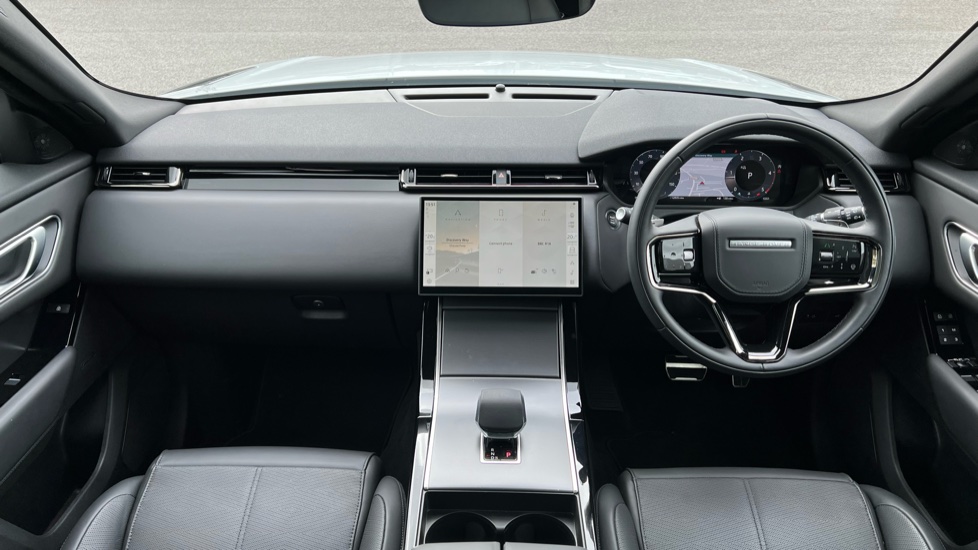 Land Rover Range Rover Velar 2.0 D200 MHEV Dynamic HSE 5dr Auto Diesel Estate - Image 9