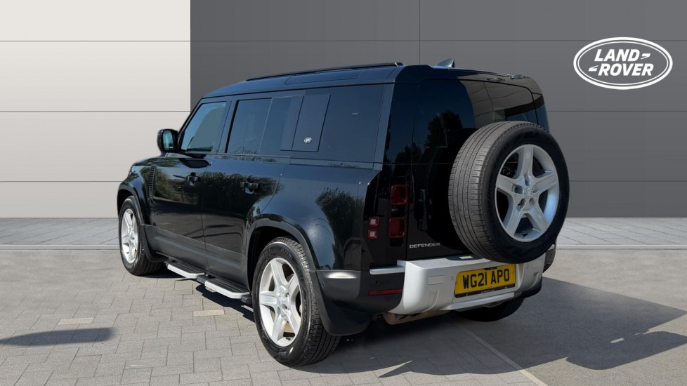 Land Rover Defender 3.0 D250 SE 110 5dr Auto Diesel Estate - Image 2