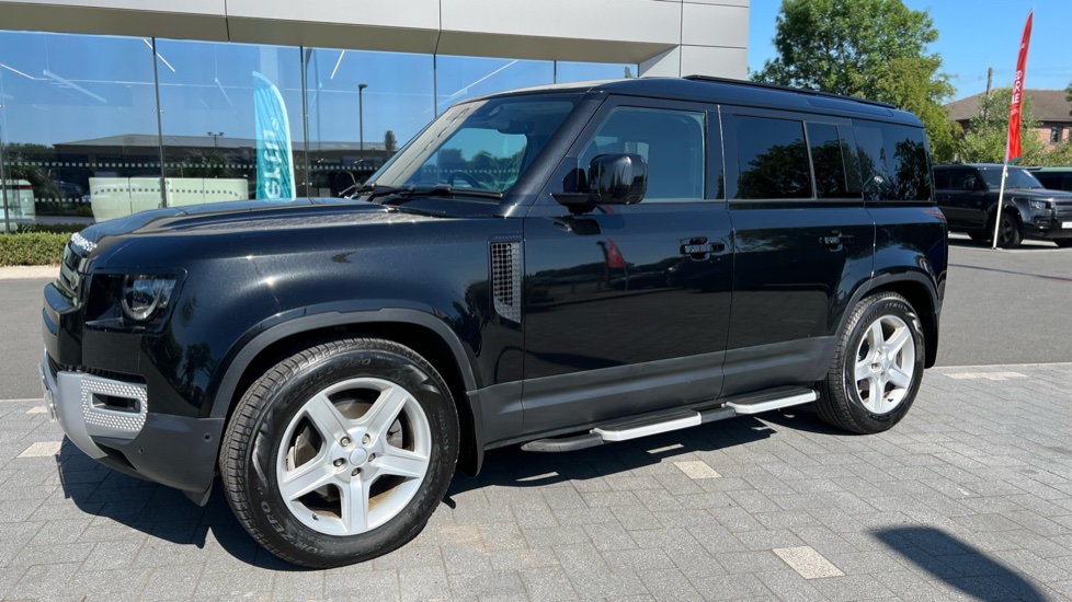 Land Rover Defender 3.0 D250 SE 110 5dr Auto Diesel Estate - Image 23
