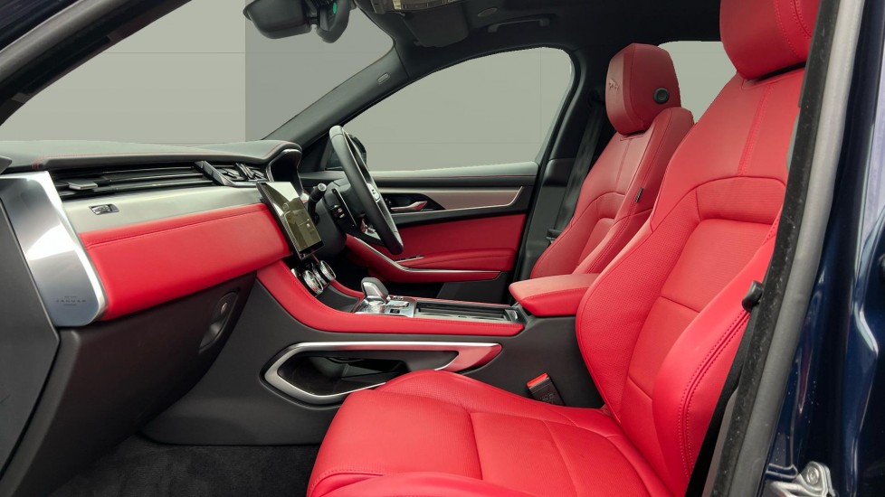 Jaguar F-Pace 2.0 P400e R-Dynamic S 5dr Auto AWD Estate - Image 3