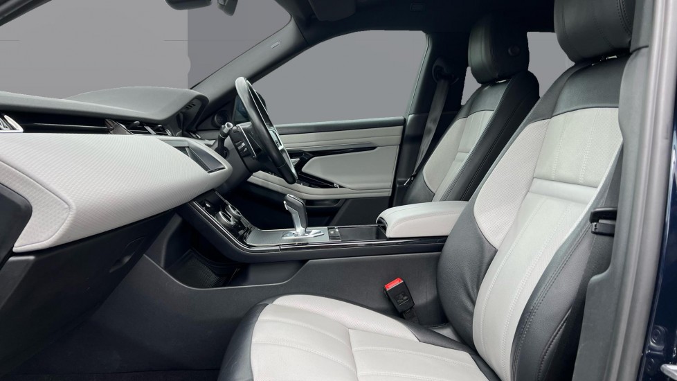 Land Rover Range Rover Evoque 2.0 D200 R-Dynamic S 5dr Auto Diesel Hatchback - Image 3