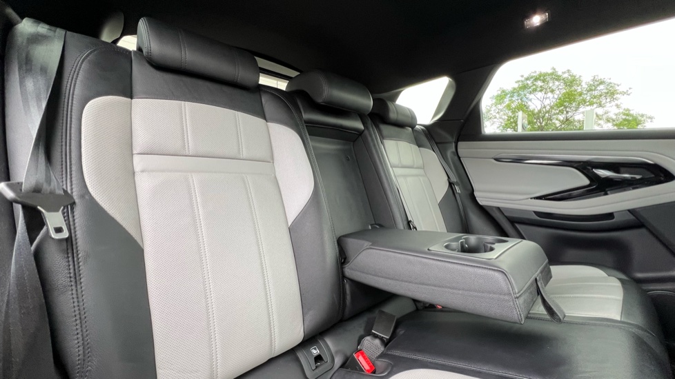 Land Rover Range Rover Evoque 2.0 D200 R-Dynamic S 5dr Auto Diesel Hatchback - Image 33