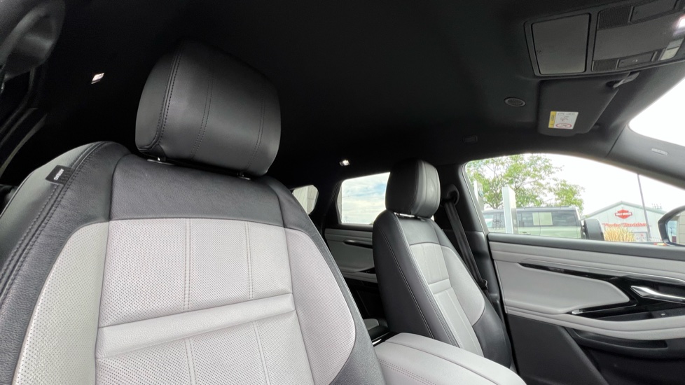 Land Rover Range Rover Evoque 2.0 D200 R-Dynamic S 5dr Auto Diesel Hatchback - Image 36