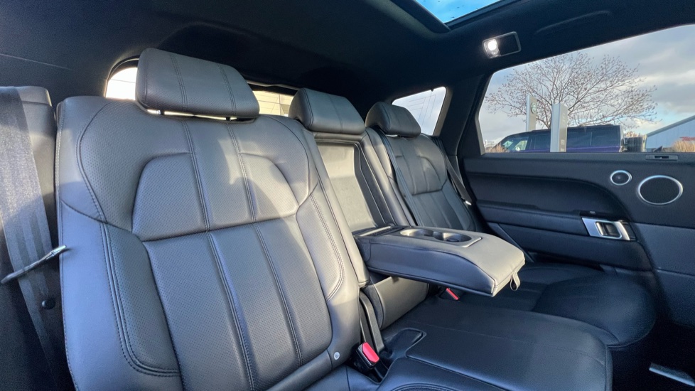 Land Rover Range Rover Sport 3.0 SDV6 [306] HSE 5dr Auto Diesel Estate - Image 33