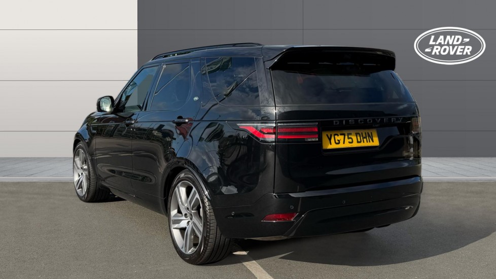 Land Rover Discovery 3.0 D350 Dynamic HSE 5dr Auto Diesel Station Wagon - Image 2