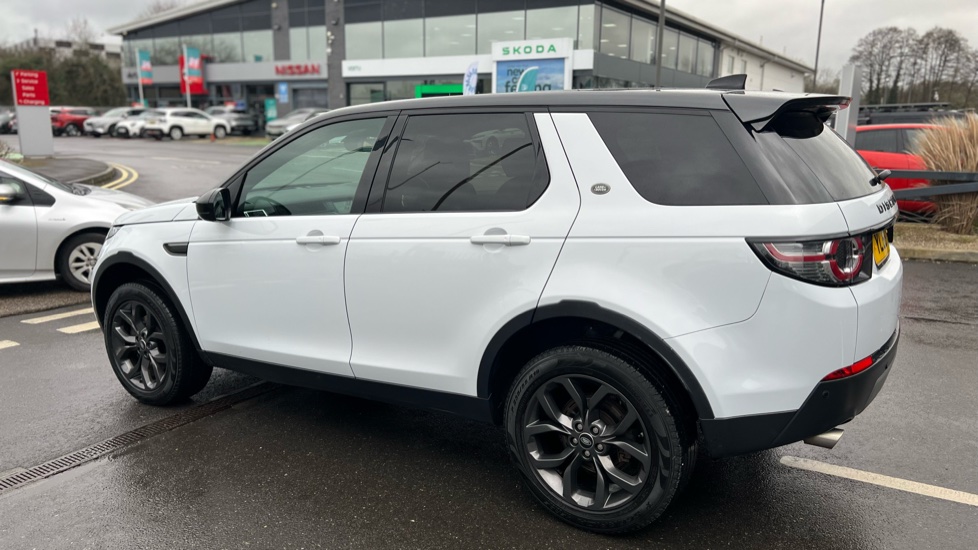 Land Rover Discovery Sport 2.0 TD4 180 Landmark 5dr Auto Diesel Station Wagon - Image 21