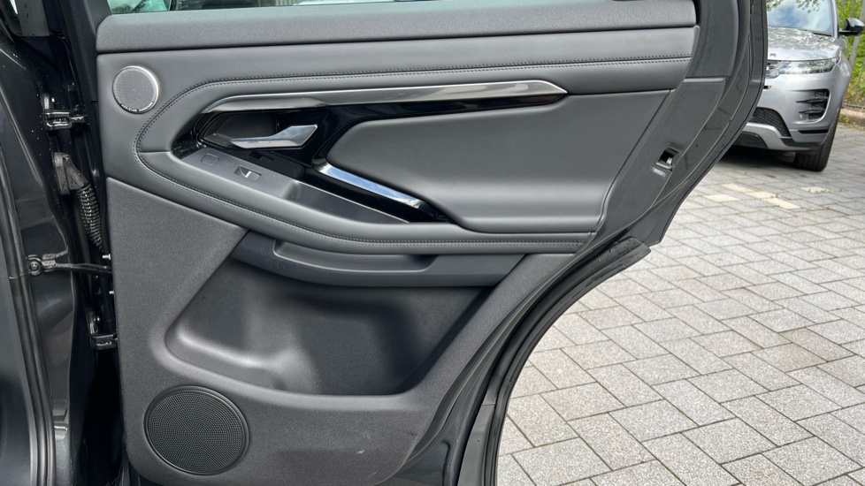 Land Rover Range Rover Evoque 2.0 D180 R-Dynamic HSE 5dr Auto Diesel Hatchback - Image 31