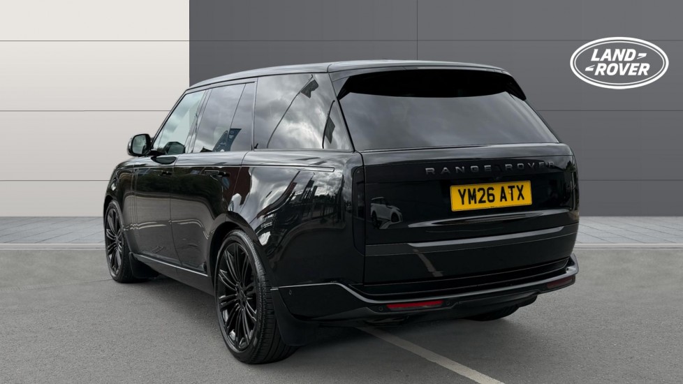 Land Rover Range Rover 3.0 D300 Edition 4dr Auto Diesel Estate - Image 2