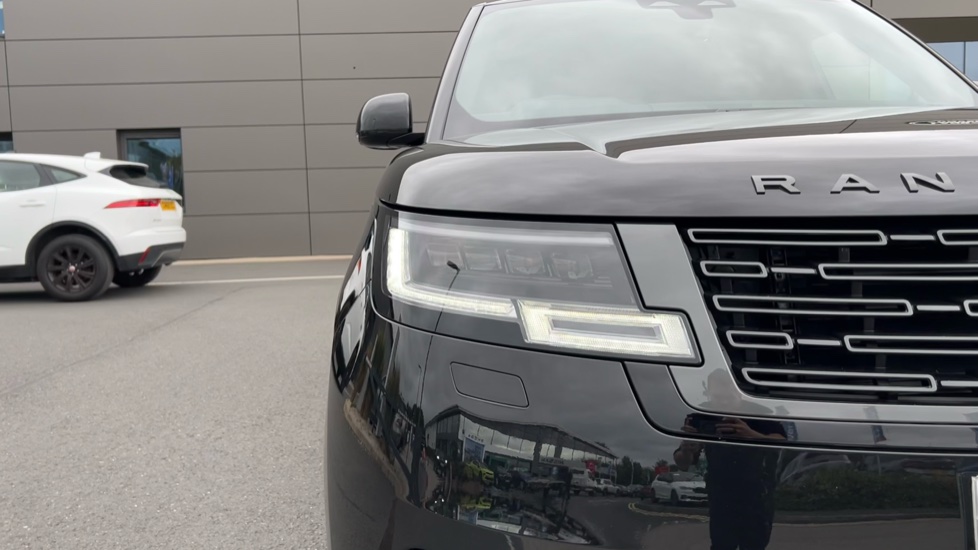 Land Rover Range Rover 3.0 D300 Edition 4dr Auto Diesel Estate - Image 29