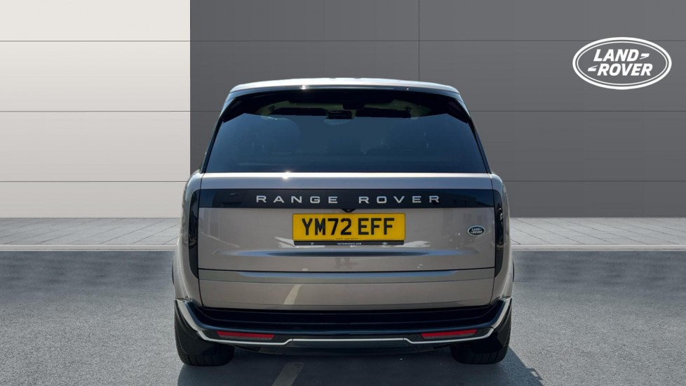 Land Rover Range Rover 3.0 P440e HSE 4dr Auto Estate - Image 6