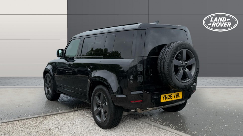Land Rover Defender 3.0 D350 X-Dynamic SE 110 5dr Auto Diesel Estate - Image 2