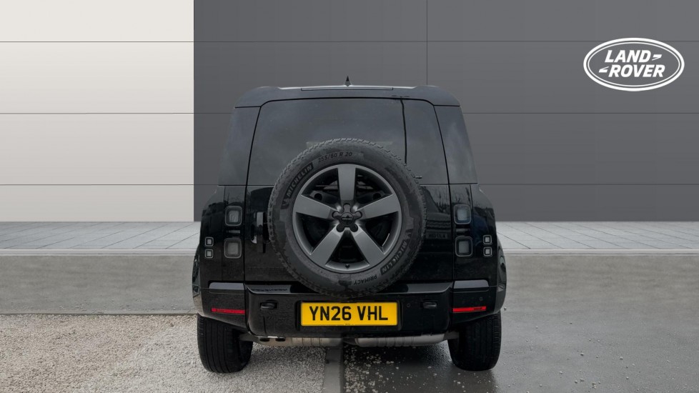 Land Rover Defender 3.0 D350 X-Dynamic SE 110 5dr Auto Diesel Estate - Image 6