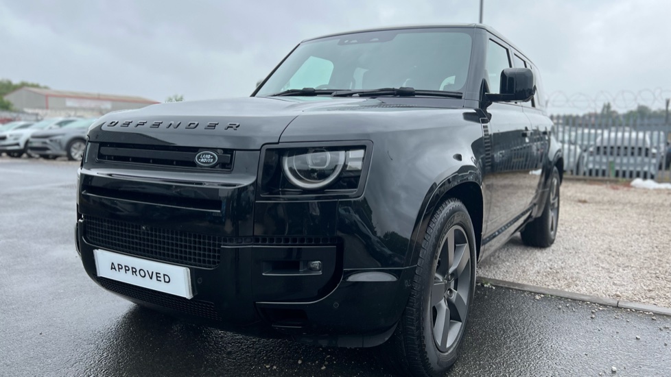 Land Rover Defender 3.0 D350 X-Dynamic SE 110 5dr Auto Diesel Estate - Image 24