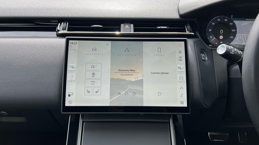 Land Rover Range Rover Velar 2.0 D200 MHEV Dynamic SE 5dr Auto Diesel Estate - Image 14