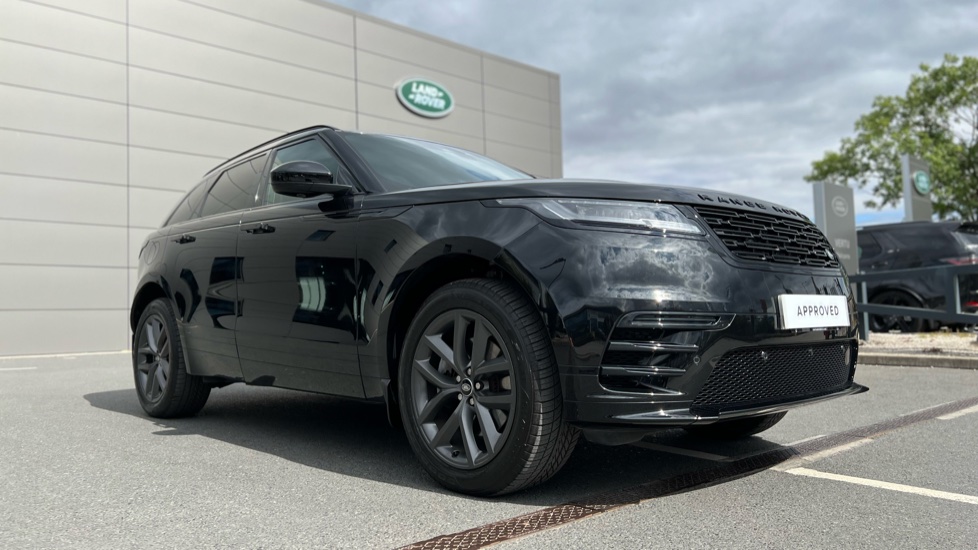Land Rover Range Rover Velar 2.0 D200 MHEV Dynamic SE 5dr Auto Diesel Estate - Image 25