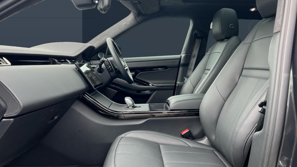 Land Rover Range Rover Evoque 2.0 D200 Autobiography 5dr Auto [Revised] Diesel Hatchback - Image 3
