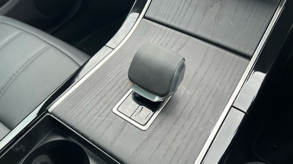 Land Rover Range Rover Evoque 2.0 D200 Autobiography 5dr Auto [Revised] Diesel Hatchback - Image 13