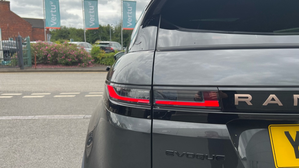 Land Rover Range Rover Evoque 2.0 D200 Autobiography 5dr Auto [Revised] Diesel Hatchback - Image 30