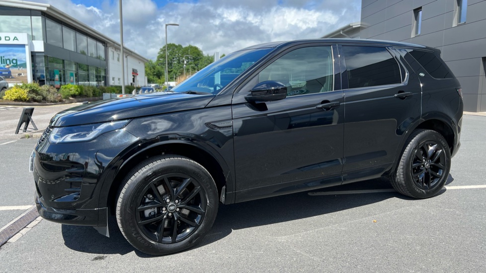 Land Rover Discovery Sport 2.0 D200 Dynamic SE 5dr Auto [5 Seat] Diesel Station Wagon - Image 23