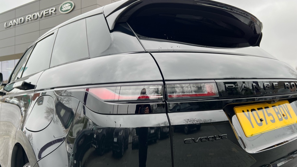 Land Rover Range Rover Evoque 1.5 P270e Autobiography 5dr Auto Hatchback - Image 19