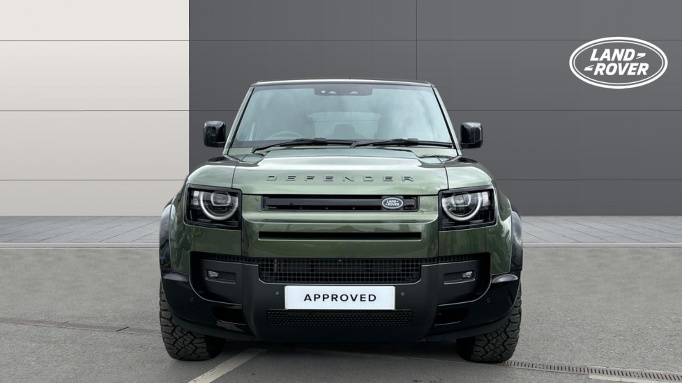 Land Rover Defender 3.0 D250 X-Dynamic HSE 110 5dr Auto Diesel Estate - Image 7