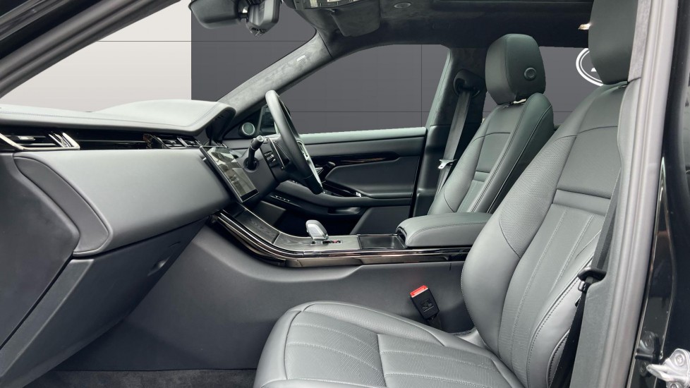 Land Rover Range Rover Evoque 2.0 D200 Autobiography 5dr Auto [Revised] Diesel Hatchback - Image 3