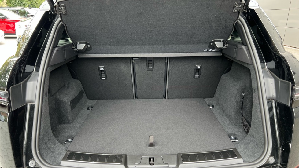 Land Rover Range Rover Evoque 2.0 D200 Autobiography 5dr Auto [Revised] Diesel Hatchback - Image 10