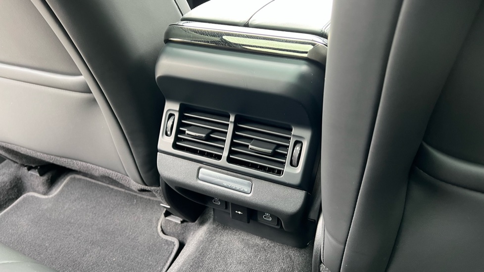 Land Rover Range Rover Evoque 2.0 D200 Autobiography 5dr Auto [Revised] Diesel Hatchback - Image 18