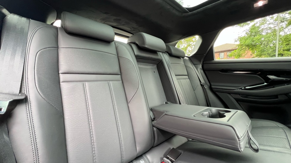 Land Rover Range Rover Evoque 2.0 D200 Autobiography 5dr Auto [Revised] Diesel Hatchback - Image 33