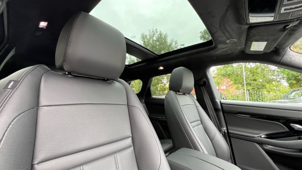 Land Rover Range Rover Evoque 2.0 D200 Autobiography 5dr Auto [Revised] Diesel Hatchback - Image 37