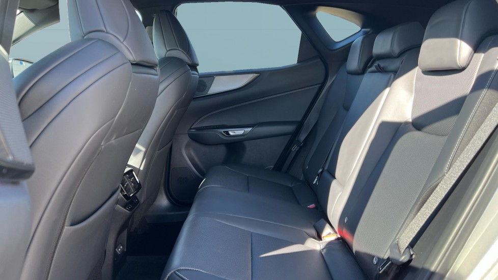 Lexus NX 350h 197 F-Sport 5dr E-CVT Hybrid Estate - Image 4