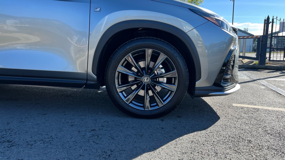 Lexus NX 350h 197 F-Sport 5dr E-CVT Hybrid Estate - Image 8