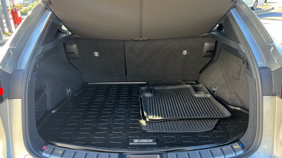 Lexus NX 350h 197 F-Sport 5dr E-CVT Hybrid Estate - Image 10