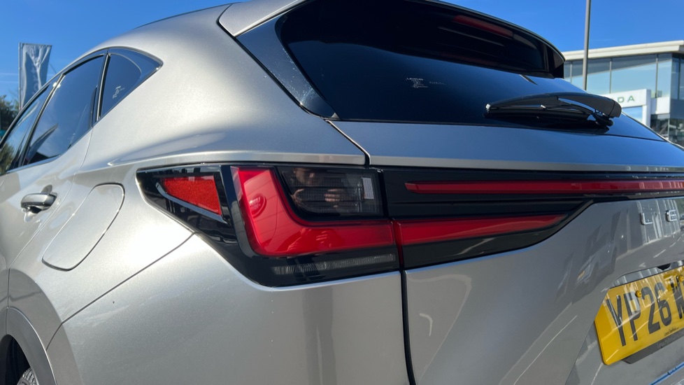 Lexus NX 350h 197 F-Sport 5dr E-CVT Hybrid Estate - Image 19