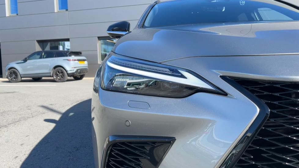 Lexus NX 350h 197 F-Sport 5dr E-CVT Hybrid Estate - Image 29