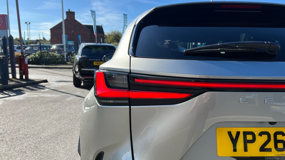 Lexus NX 350h 197 F-Sport 5dr E-CVT Hybrid Estate - Image 30