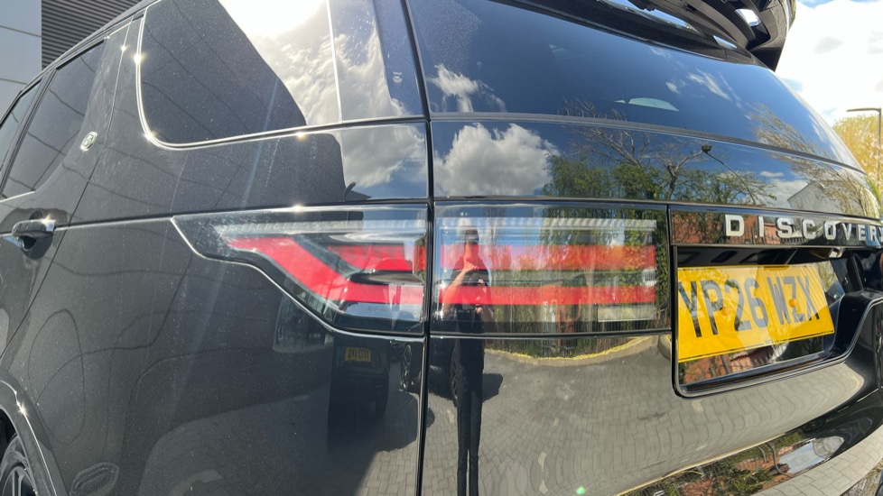 Land Rover Discovery 3.0 D350 Gemini 5dr Auto Diesel Station Wagon - Image 19