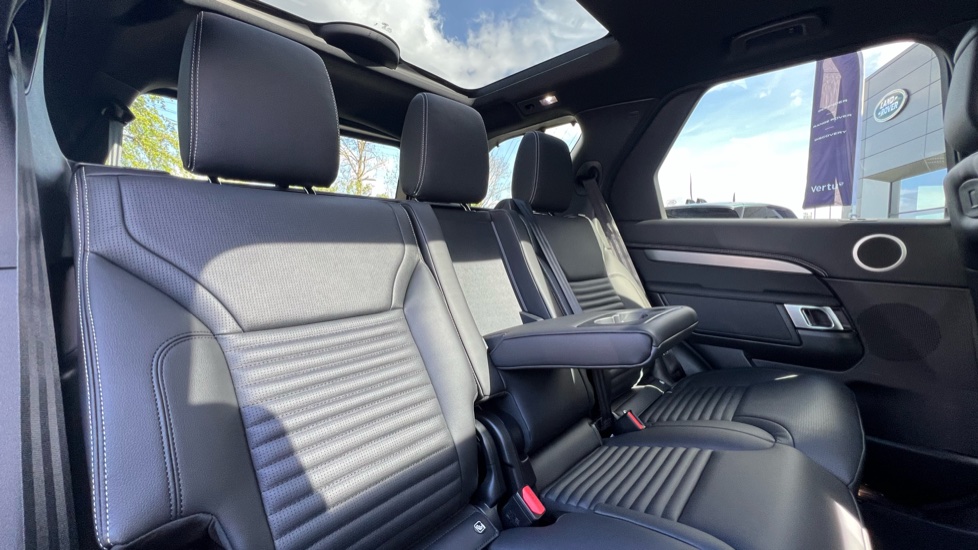 Land Rover Discovery 3.0 D350 Gemini 5dr Auto Diesel Station Wagon - Image 33