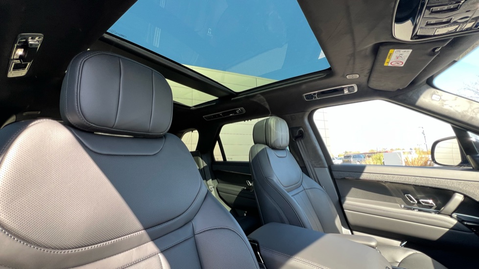 Land Rover Range Rover Sport 3.0 P460e Autobiography 5dr Auto Estate - Image 35