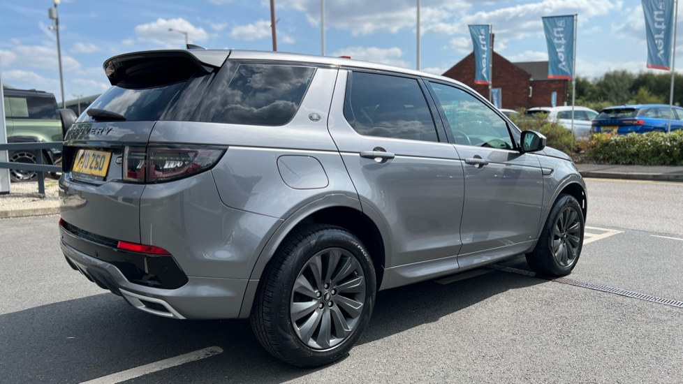 Land Rover Discovery Sport 2.0 D180 R-Dynamic SE 5dr Auto Diesel Station Wagon - Image 27