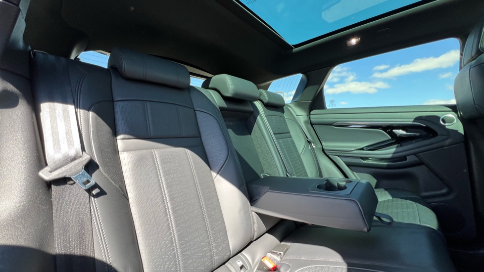 Land Rover Range Rover Evoque 2.0 D180 R-Dynamic HSE 5dr Auto Diesel Hatchback - Image 33