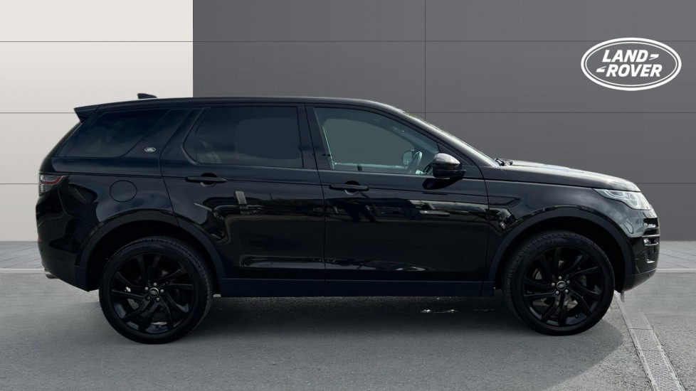 Land Rover Discovery Sport 2.0 TD4 180 HSE Black 5dr Auto Diesel Station Wagon - Image 5