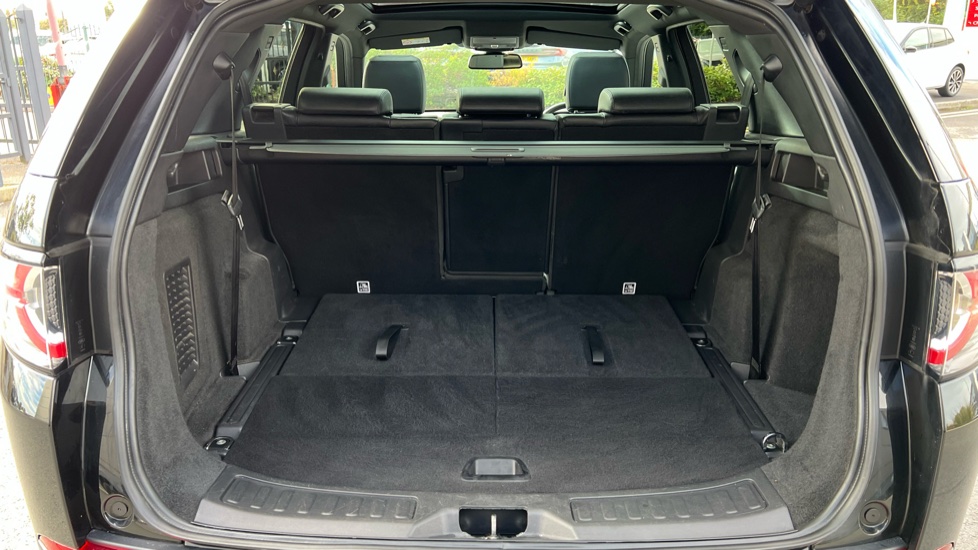 Land Rover Discovery Sport 2.0 TD4 180 HSE Black 5dr Auto Diesel Station Wagon - Image 10