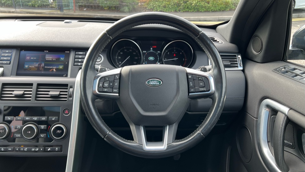 Land Rover Discovery Sport 2.0 TD4 180 HSE Black 5dr Auto Diesel Station Wagon - Image 15