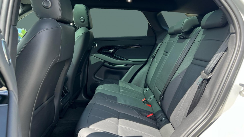 Land Rover Range Rover Evoque 2.0 D200 Edition 5dr Auto Diesel Hatchback - Image 4